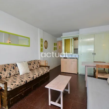 Appartement Elypalace 9-5 *