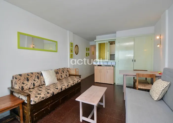 Διαμέρισμα Elypalace 9-5 *