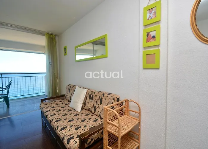 Elypalace 9-5 普拉加德阿罗